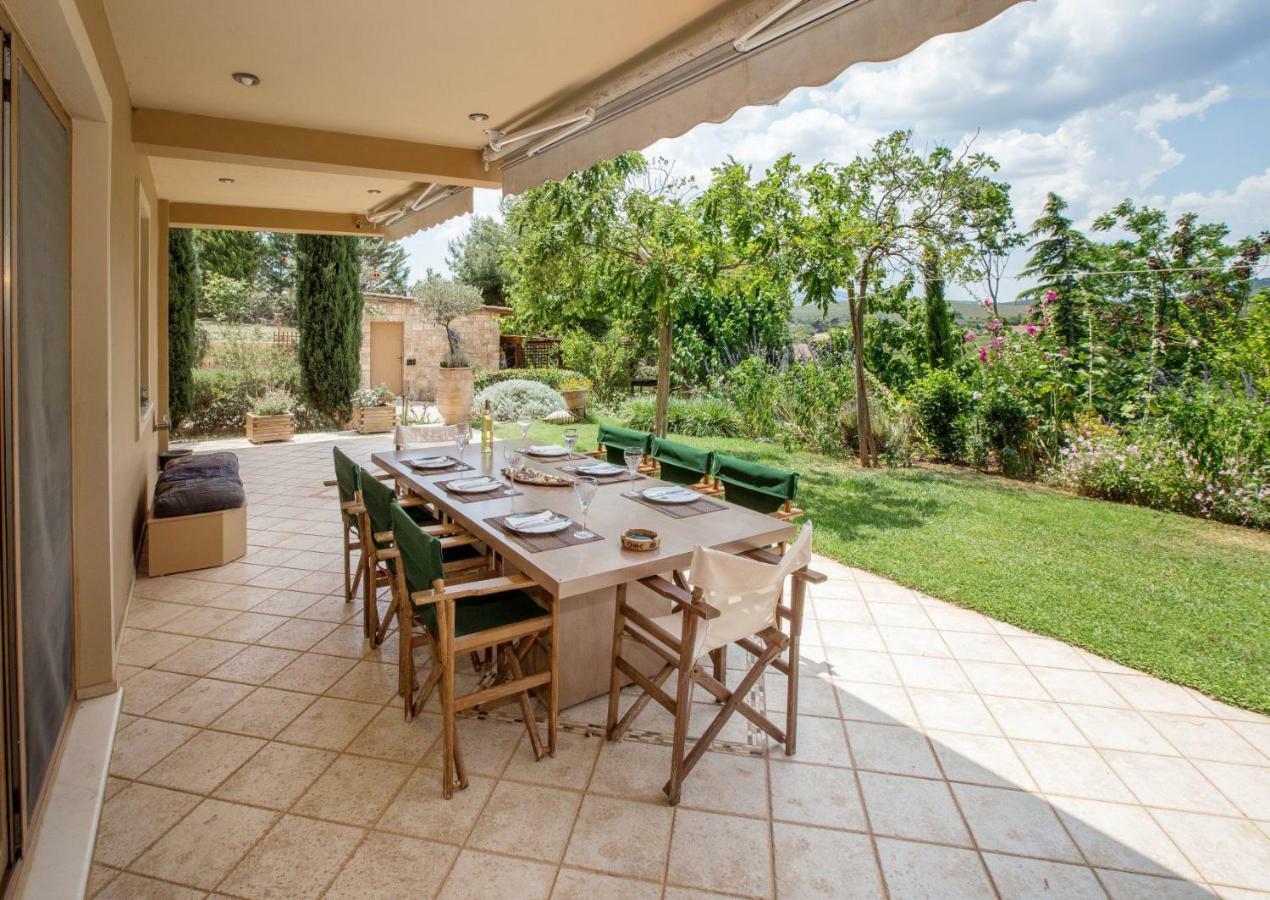 Family Getaway In Marathon By Ghh Villa Kültér fotó
