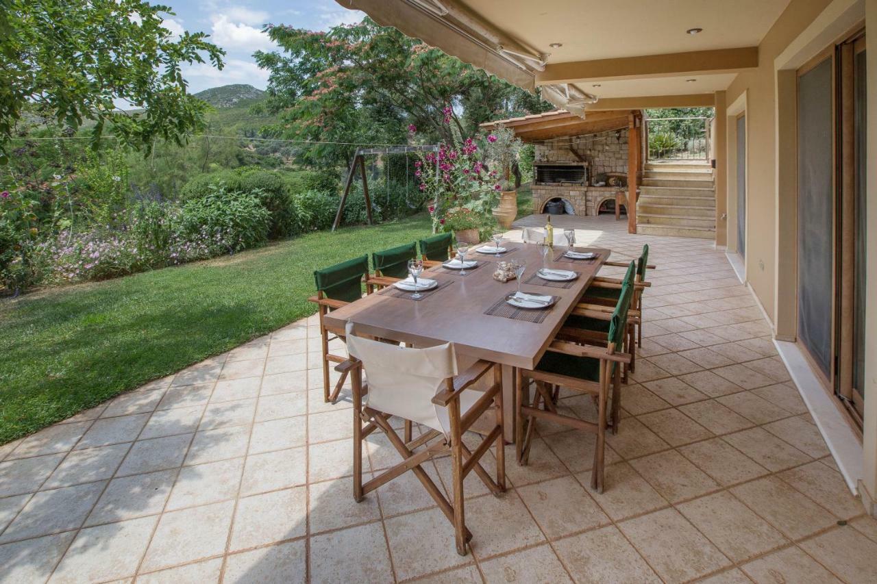 Family Getaway In Marathon By Ghh Villa Kültér fotó