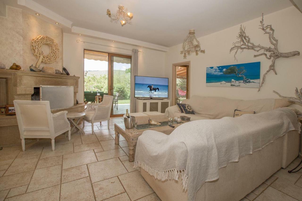 Family Getaway In Marathon By Ghh Villa Kültér fotó