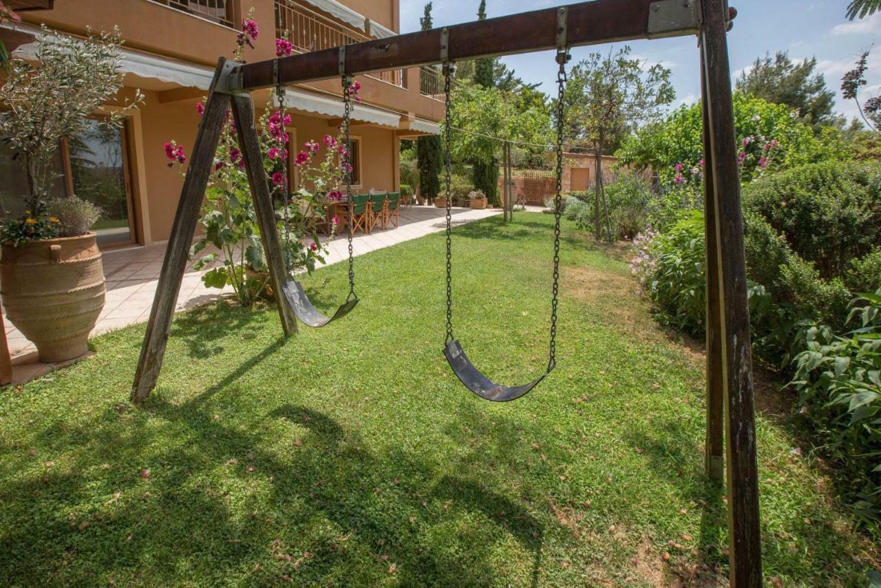 Family Getaway In Marathon By Ghh Villa Kültér fotó