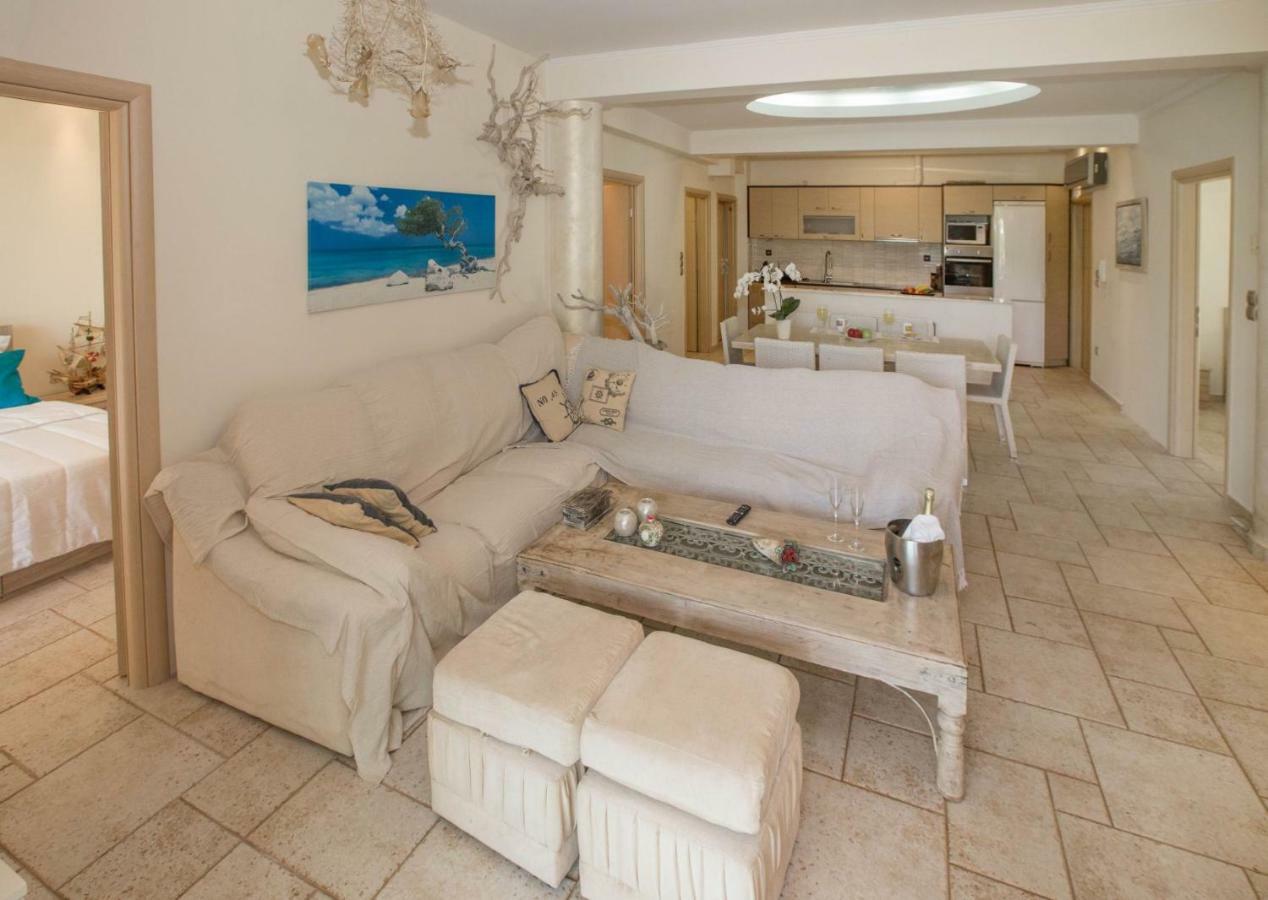Family Getaway In Marathon By Ghh Villa Kültér fotó