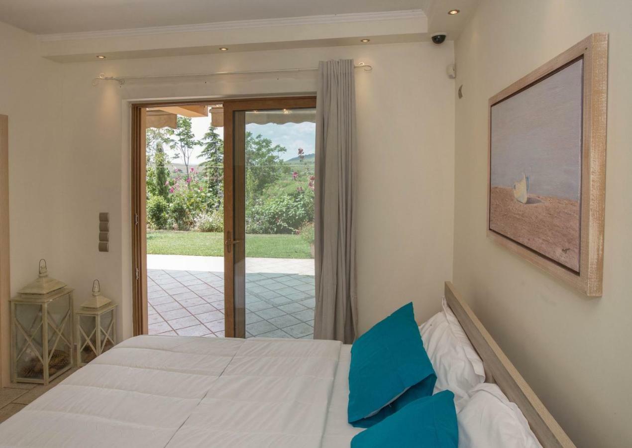 Family Getaway In Marathon By Ghh Villa Kültér fotó