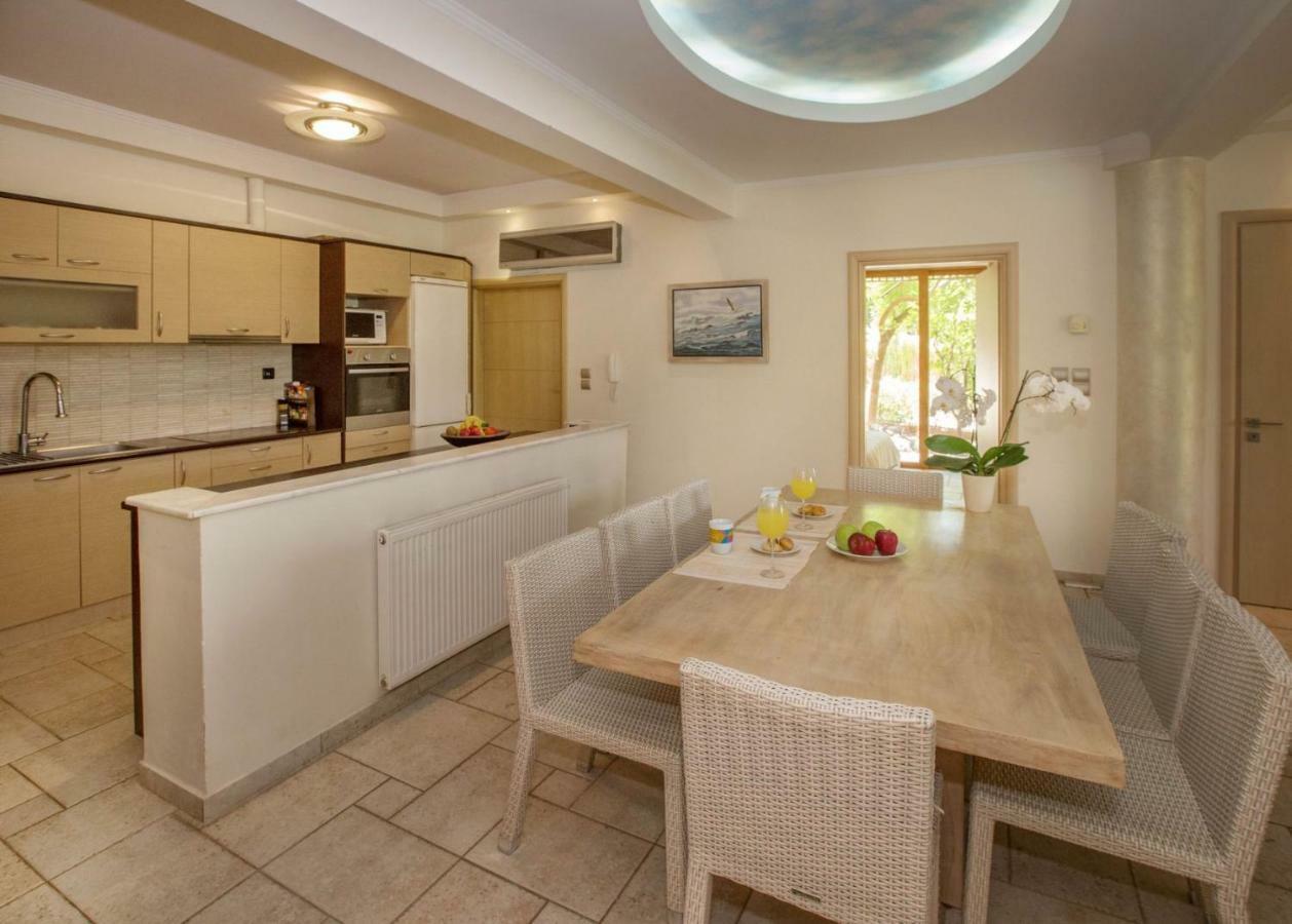 Family Getaway In Marathon By Ghh Villa Kültér fotó