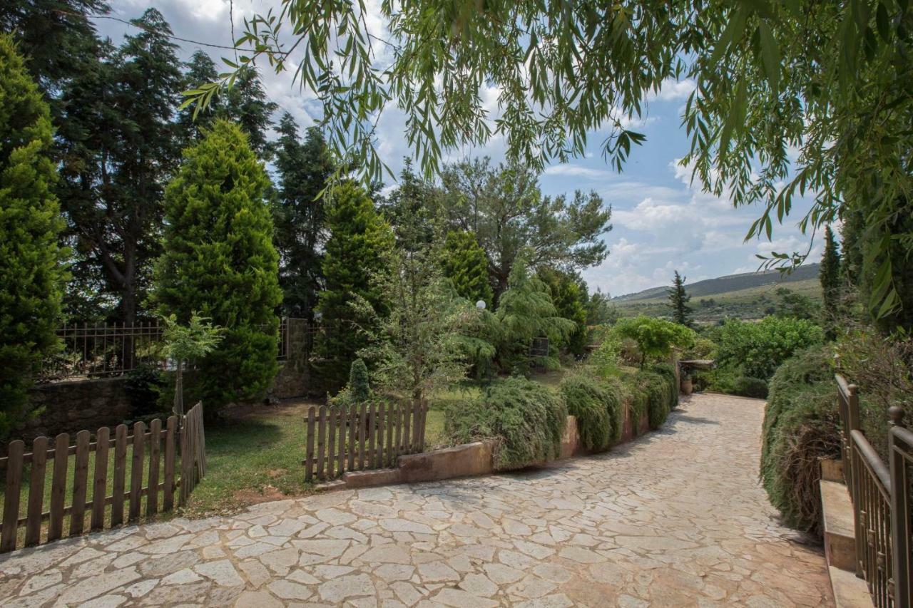Family Getaway In Marathon By Ghh Villa Kültér fotó